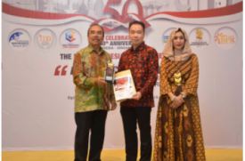 imfi meraih penghargaan  economic review